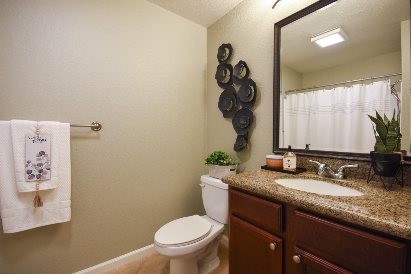 Detail Gallery Image 12 of 41 For 768 Teatree Ct, San Jose,  CA 95128 - 2 Beds | 2 Baths