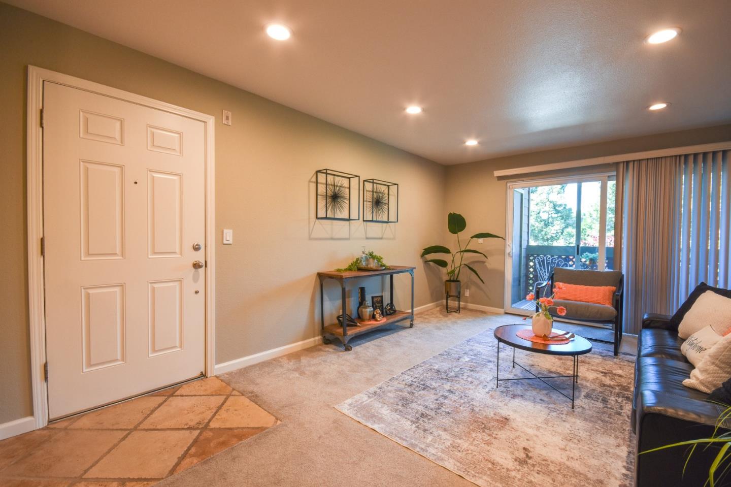 Detail Gallery Image 3 of 41 For 768 Teatree Ct, San Jose,  CA 95128 - 2 Beds | 2 Baths