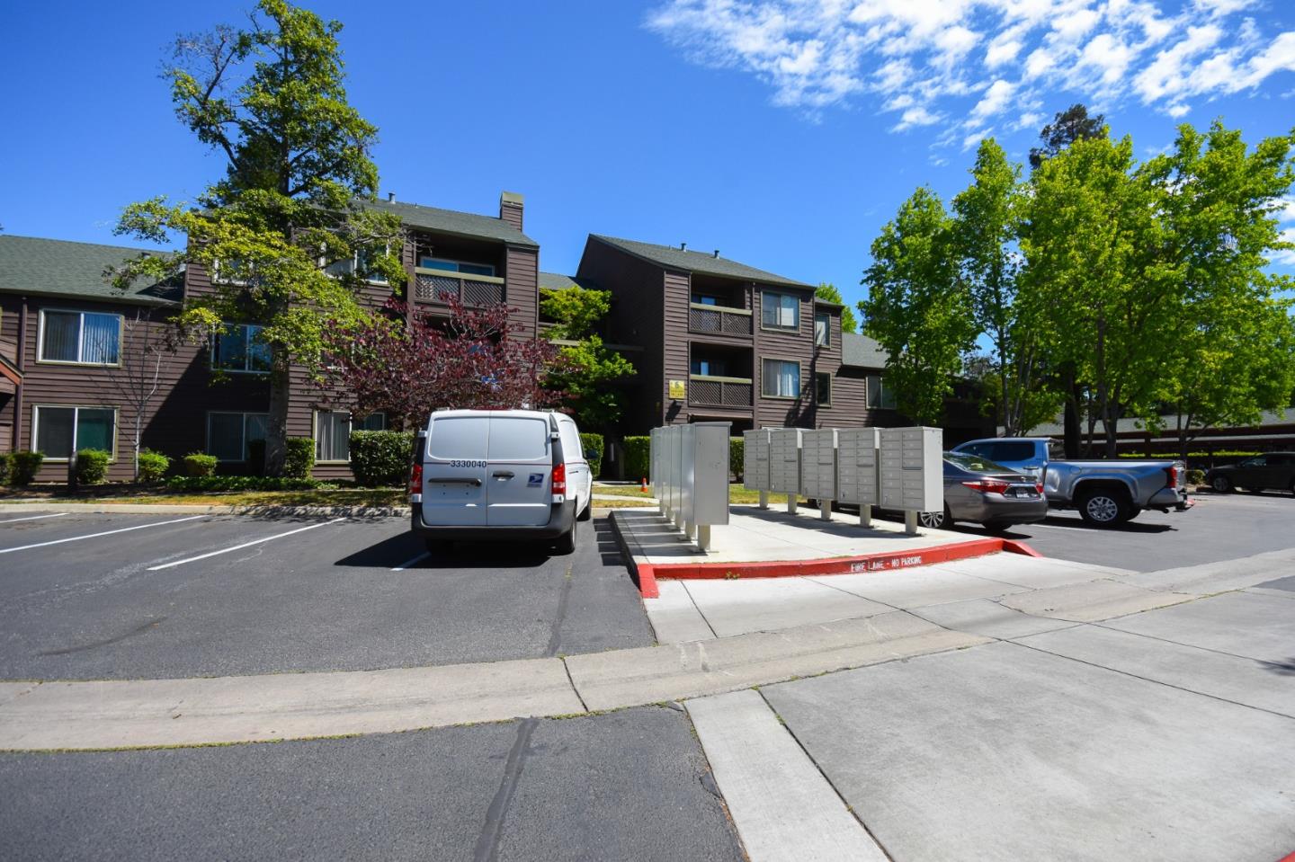 Detail Gallery Image 34 of 41 For 768 Teatree Ct, San Jose,  CA 95128 - 2 Beds | 2 Baths