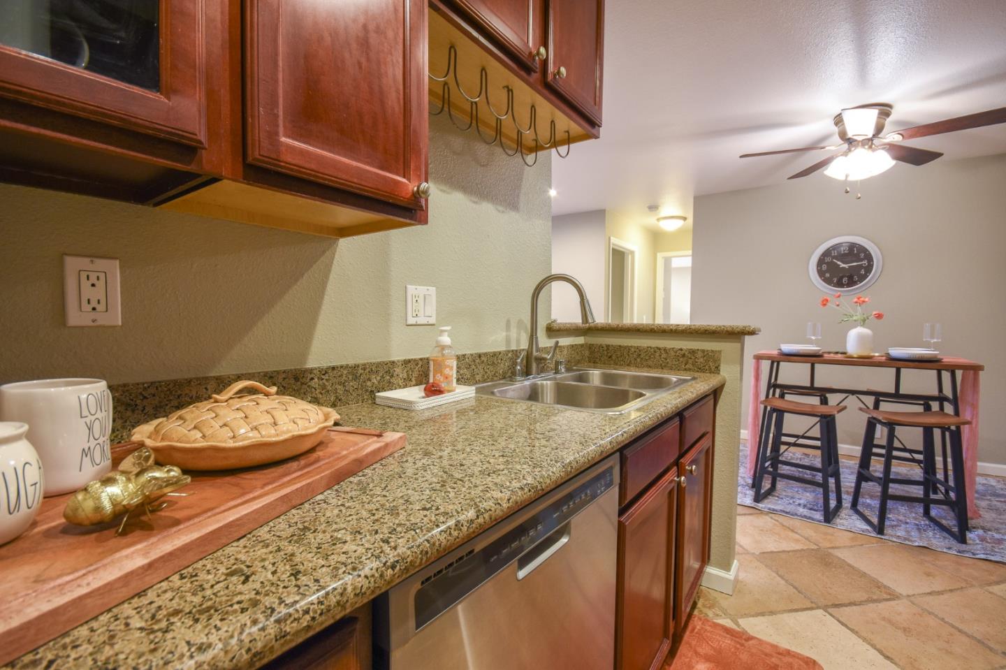 Detail Gallery Image 8 of 41 For 768 Teatree Ct, San Jose,  CA 95128 - 2 Beds | 2 Baths