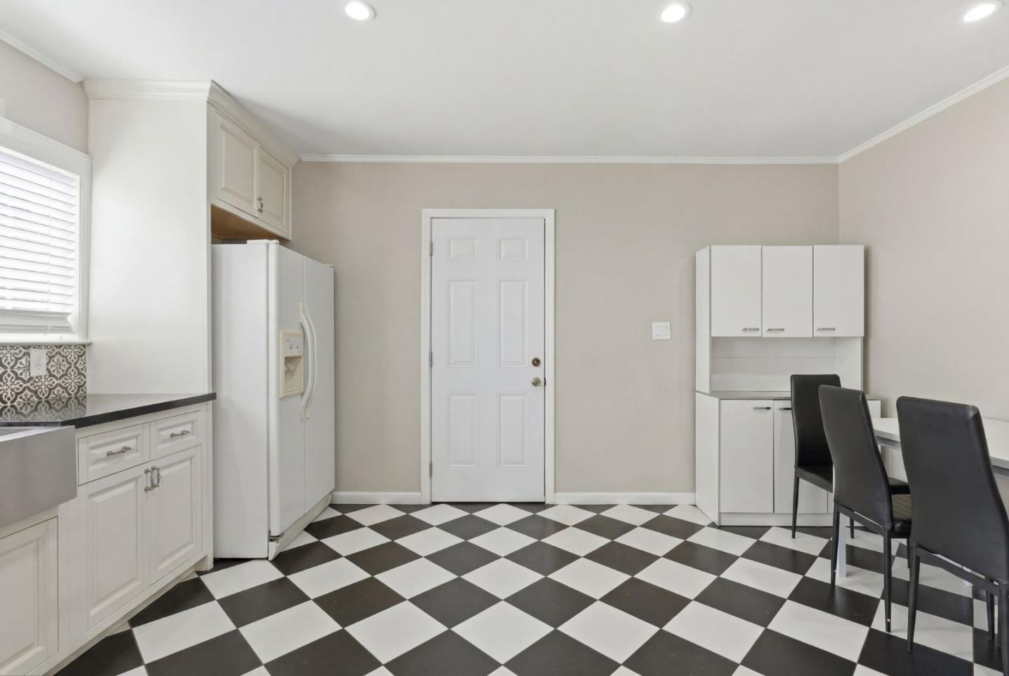 Detail Gallery Image 25 of 45 For 83 N King Rd, San Jose,  CA 95116 - 3 Beds | 1 Baths