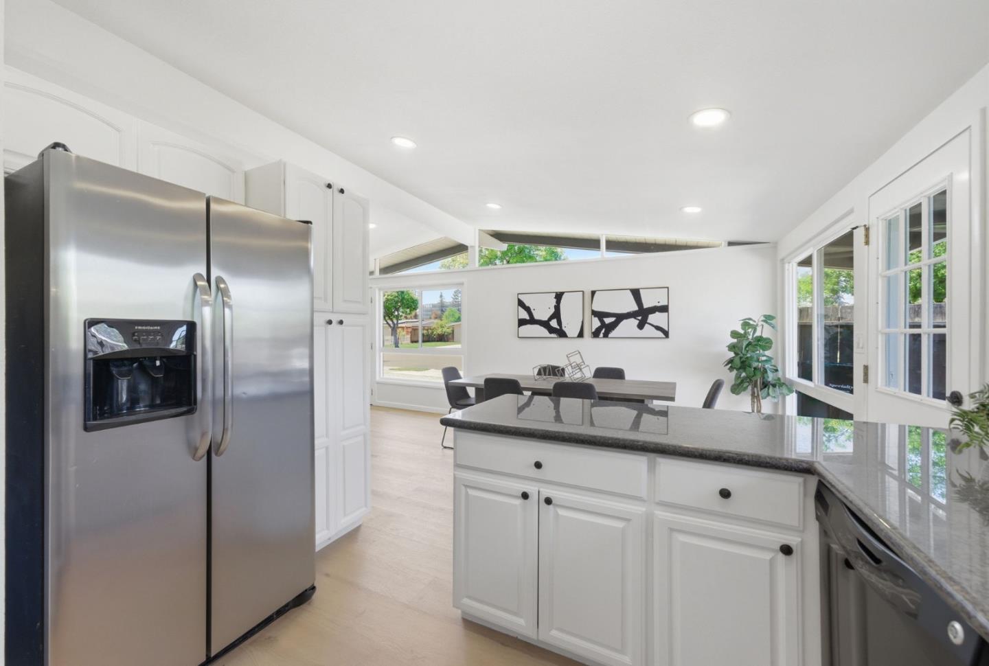 Detail Gallery Image 12 of 28 For 1377 Sandia Ave, Sunnyvale,  CA 94089 - 3 Beds | 2 Baths