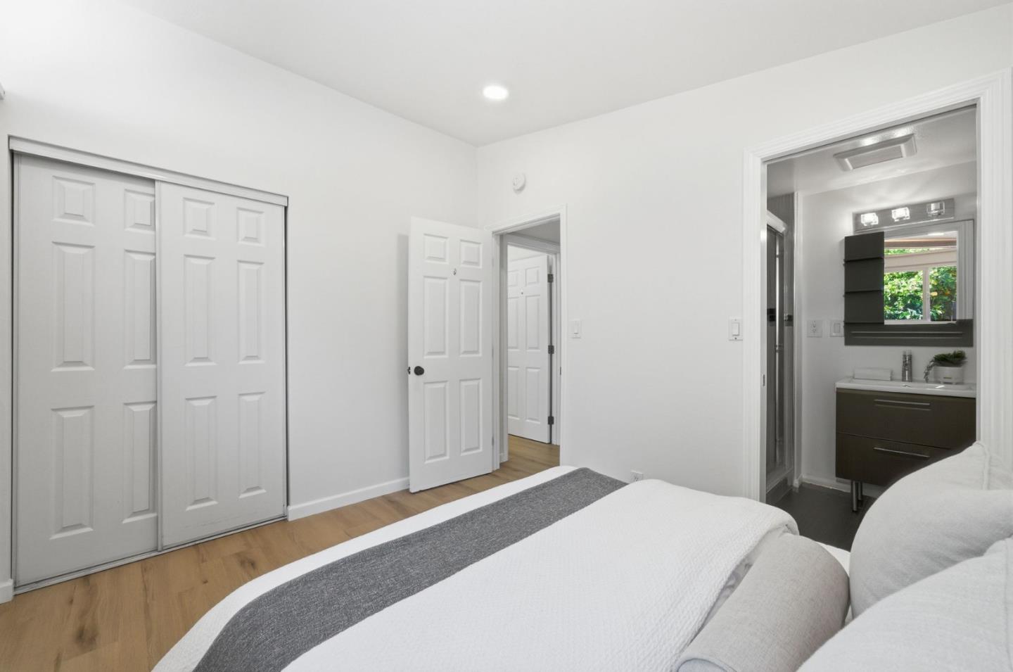 Detail Gallery Image 14 of 28 For 1377 Sandia Ave, Sunnyvale,  CA 94089 - 3 Beds | 2 Baths