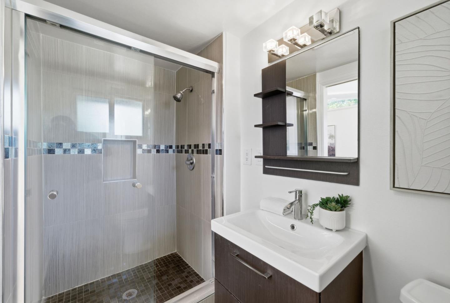 Detail Gallery Image 15 of 28 For 1377 Sandia Ave, Sunnyvale,  CA 94089 - 3 Beds | 2 Baths