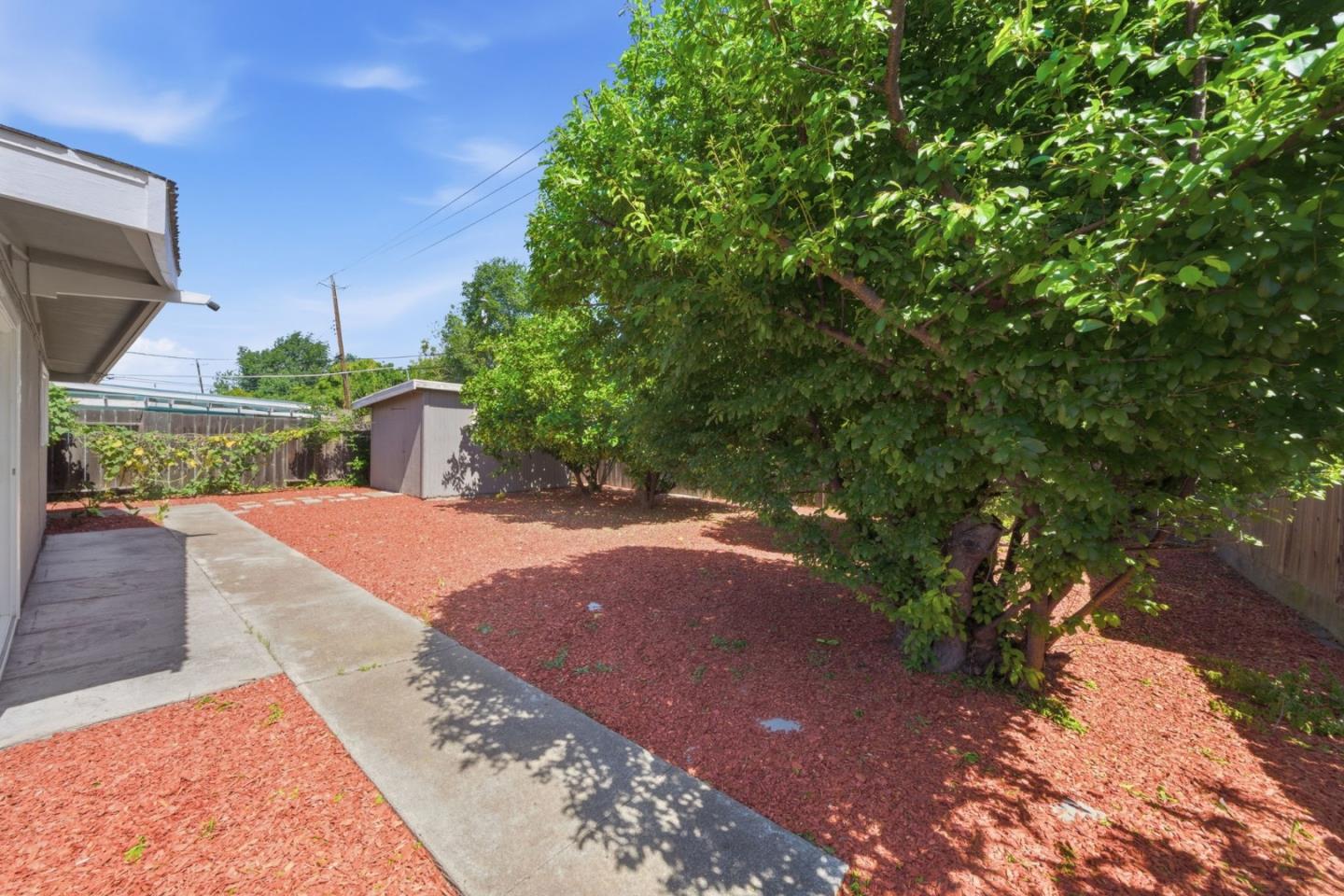 Detail Gallery Image 21 of 28 For 1377 Sandia Ave, Sunnyvale,  CA 94089 - 3 Beds | 2 Baths