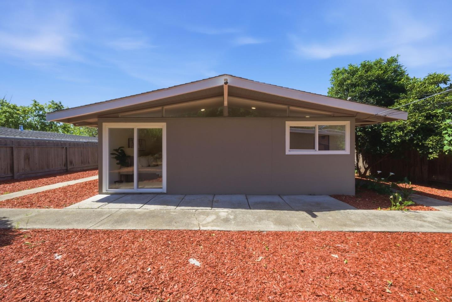 Detail Gallery Image 23 of 28 For 1377 Sandia Ave, Sunnyvale,  CA 94089 - 3 Beds | 2 Baths