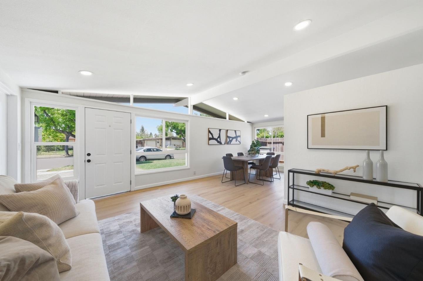 Detail Gallery Image 5 of 28 For 1377 Sandia Ave, Sunnyvale,  CA 94089 - 3 Beds | 2 Baths