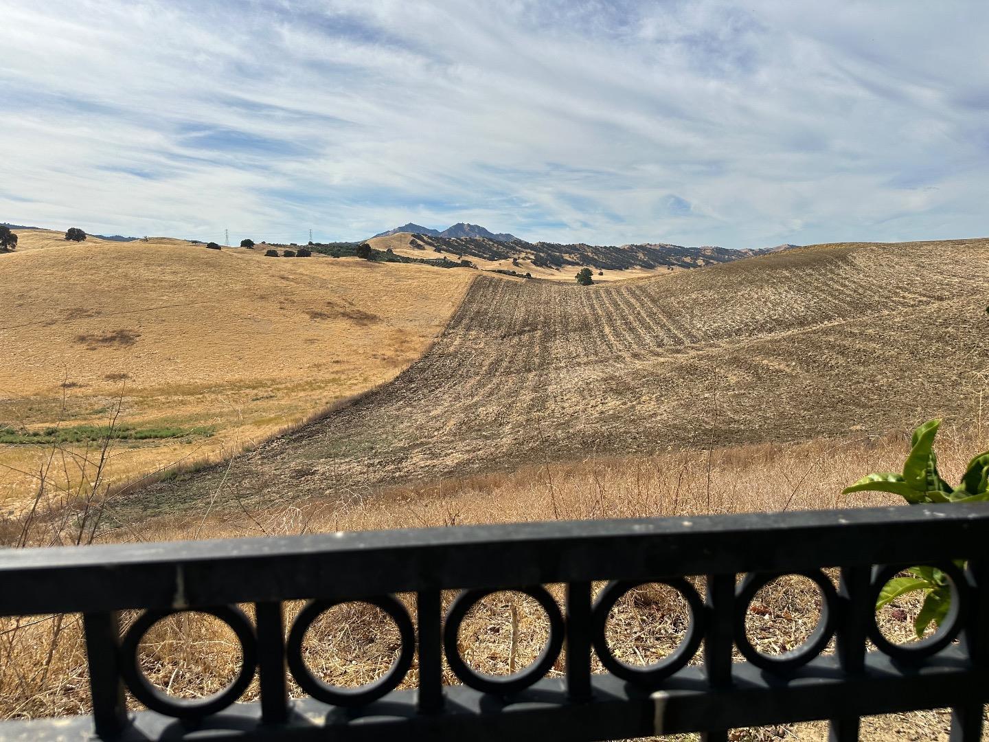 Detail Gallery Image 13 of 19 For 2791 St Andrews Dr, Brentwood,  CA 94513 - 5 Beds | 3/1 Baths