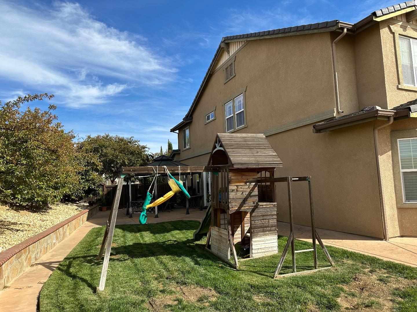 Detail Gallery Image 17 of 19 For 2791 St Andrews Dr, Brentwood,  CA 94513 - 5 Beds | 3/1 Baths