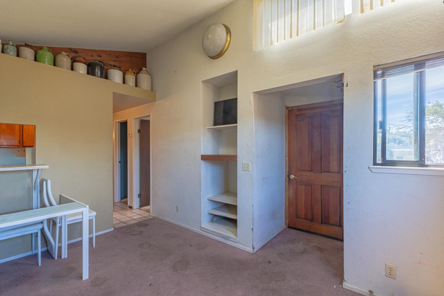 Detail Gallery Image 23 of 33 For 33 Portola Ave, Monterey,  CA 93940 - 4 Beds | 2 Baths