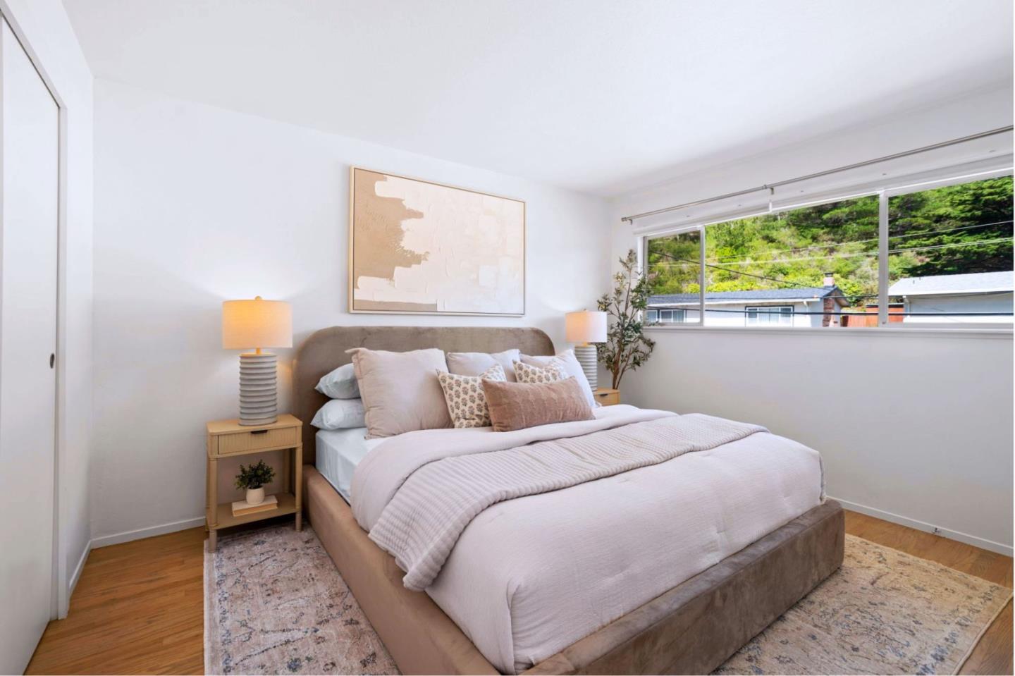 Detail Gallery Image 12 of 47 For 1269 Alicante Dr, Pacifica,  CA 94044 - 3 Beds | 3 Baths