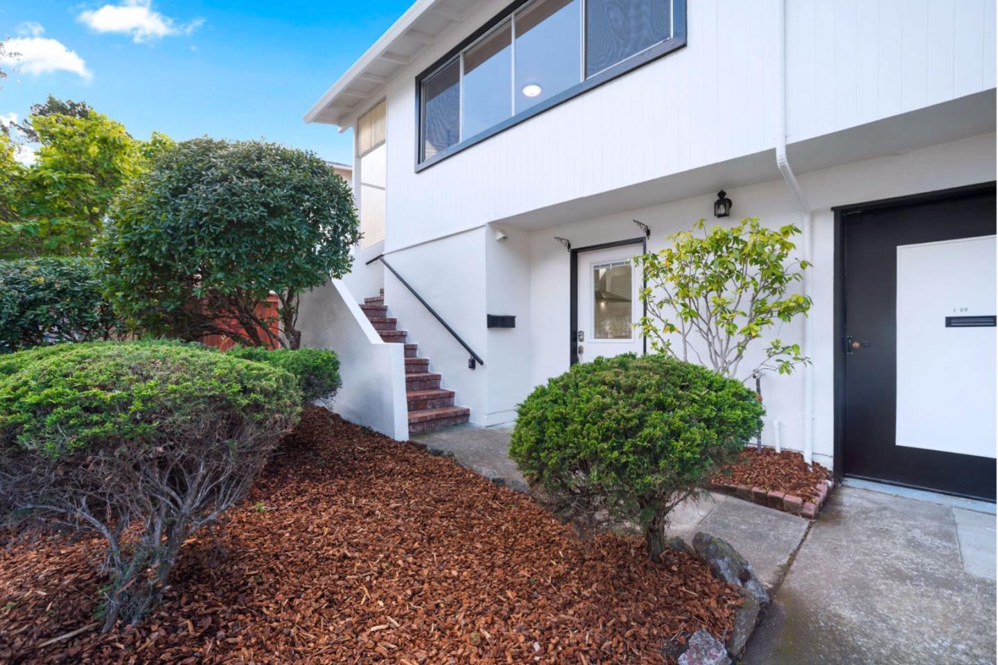 Detail Gallery Image 19 of 47 For 1269 Alicante Dr, Pacifica,  CA 94044 - 3 Beds | 3 Baths