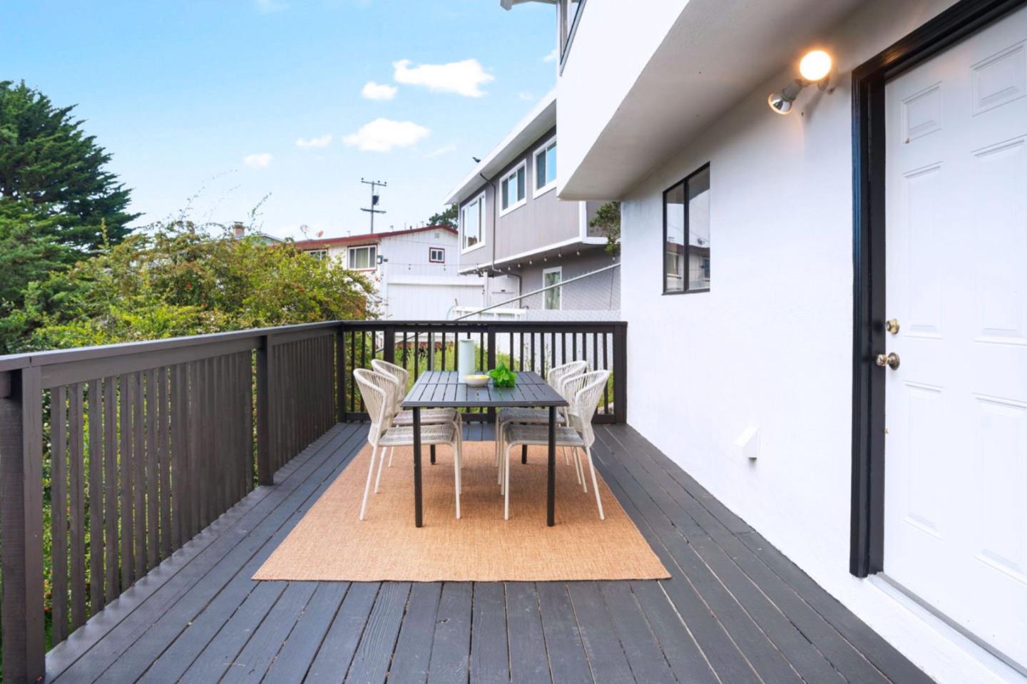 Detail Gallery Image 30 of 47 For 1269 Alicante Dr, Pacifica,  CA 94044 - 3 Beds | 3 Baths