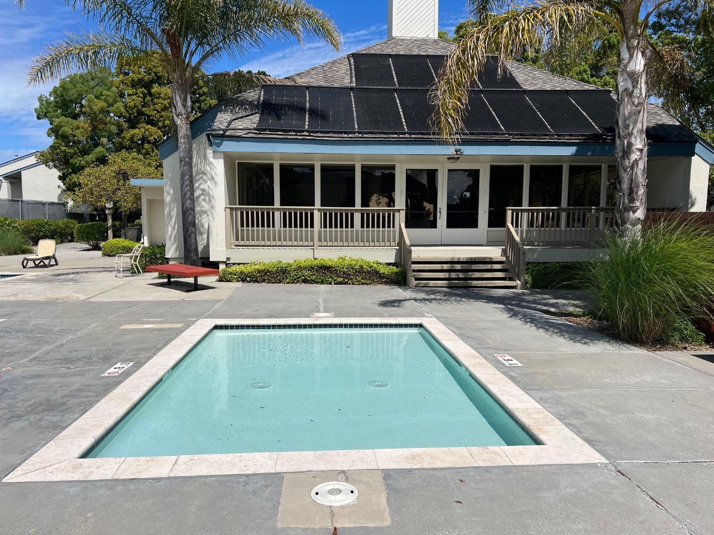 Detail Gallery Image 20 of 21 For 210 Beach Park Blvd, Foster City,  CA 94404 - 3 Beds | 2/1 Baths