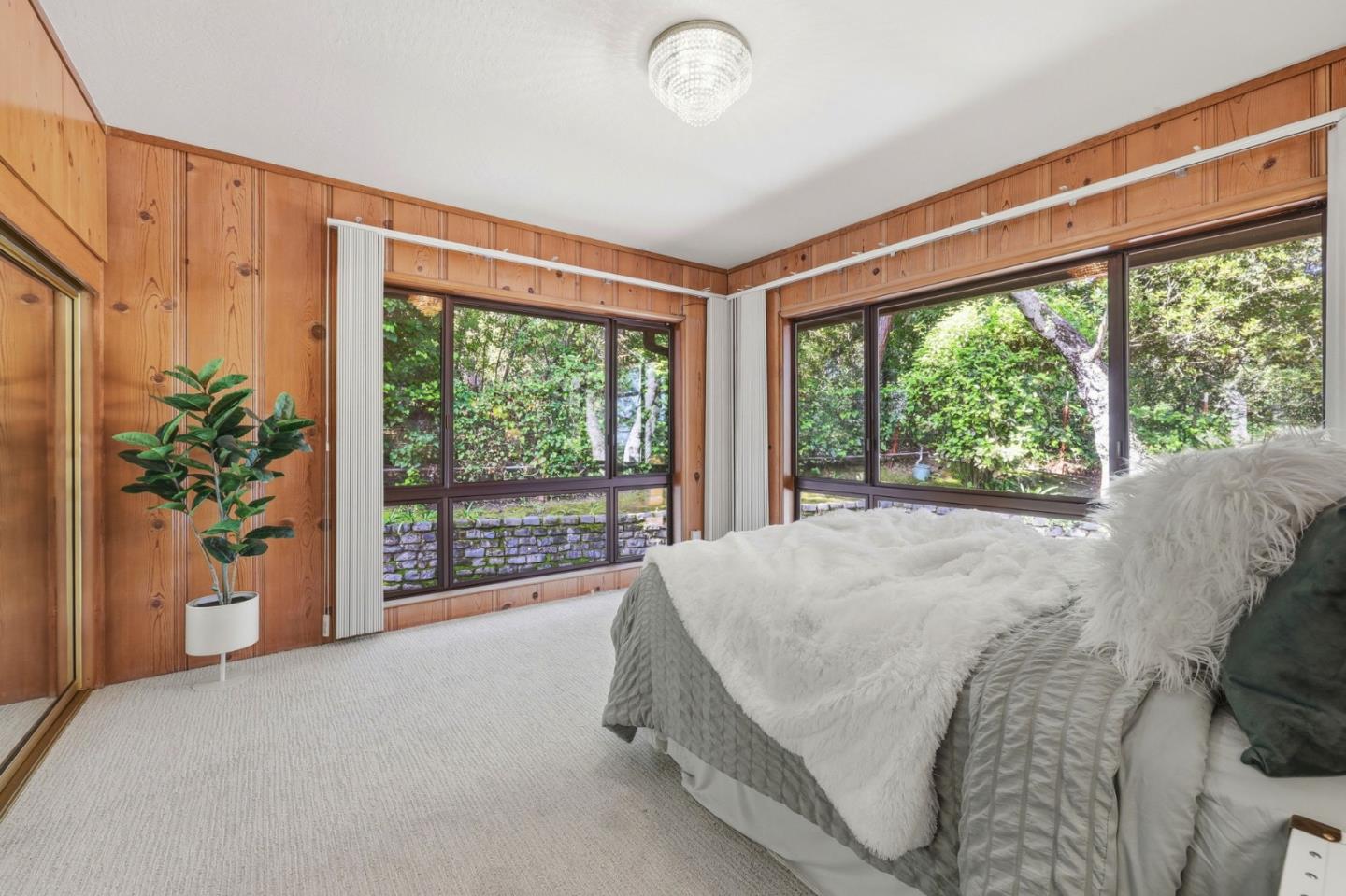 Detail Gallery Image 23 of 41 For 9 Russell Ave, Portola Valley,  CA 94028 - 2 Beds | 2 Baths