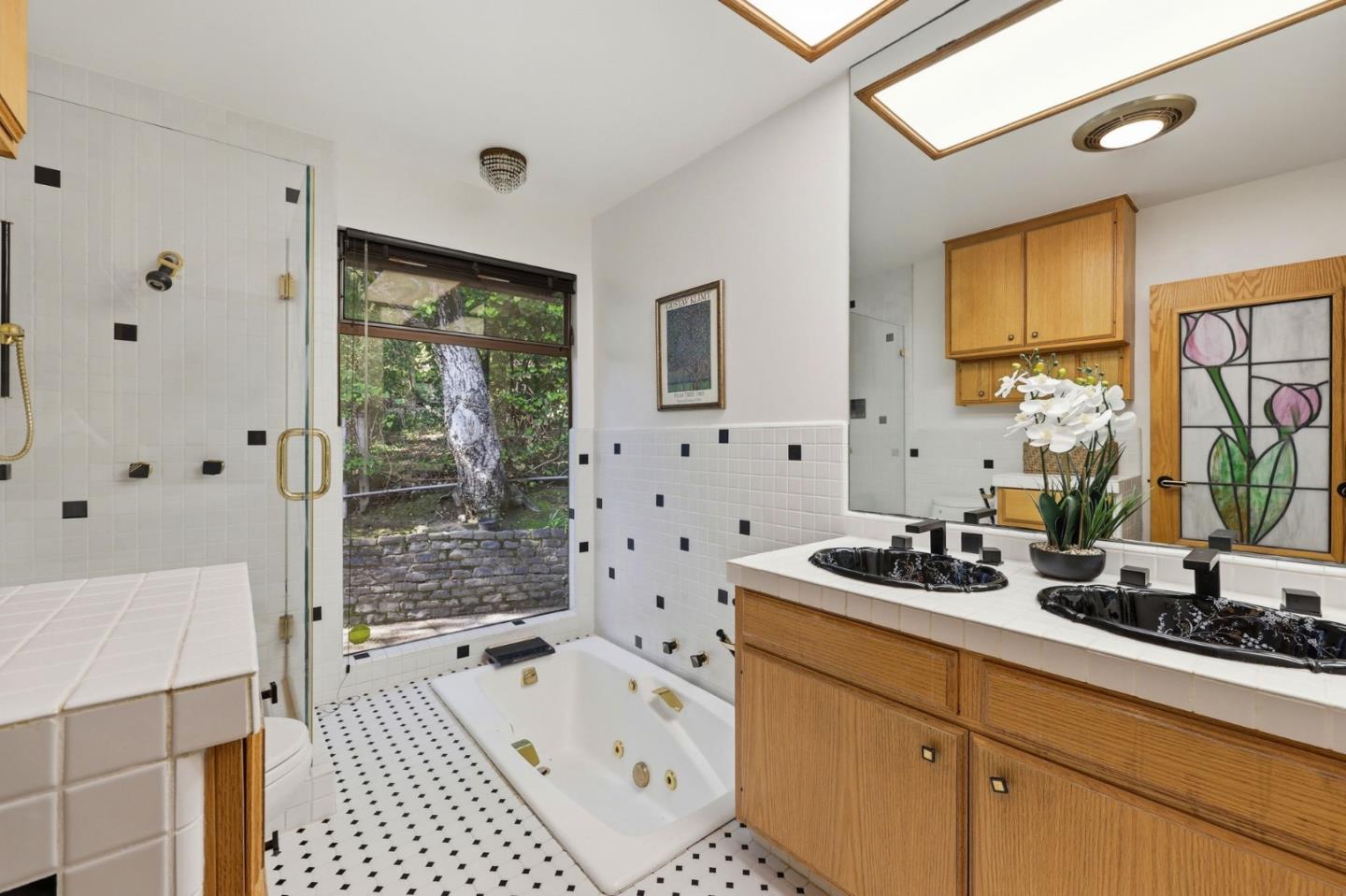 Detail Gallery Image 28 of 41 For 9 Russell Ave, Portola Valley,  CA 94028 - 2 Beds | 2 Baths