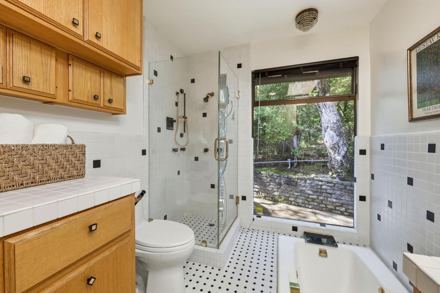 Detail Gallery Image 29 of 41 For 9 Russell Ave, Portola Valley,  CA 94028 - 2 Beds | 2 Baths