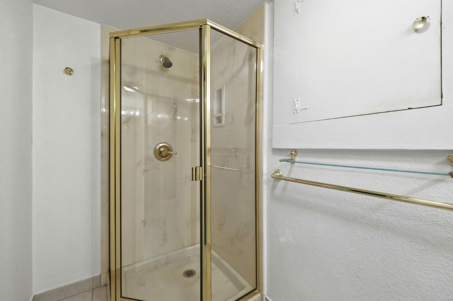 Detail Gallery Image 31 of 41 For 9 Russell Ave, Portola Valley,  CA 94028 - 2 Beds | 2 Baths