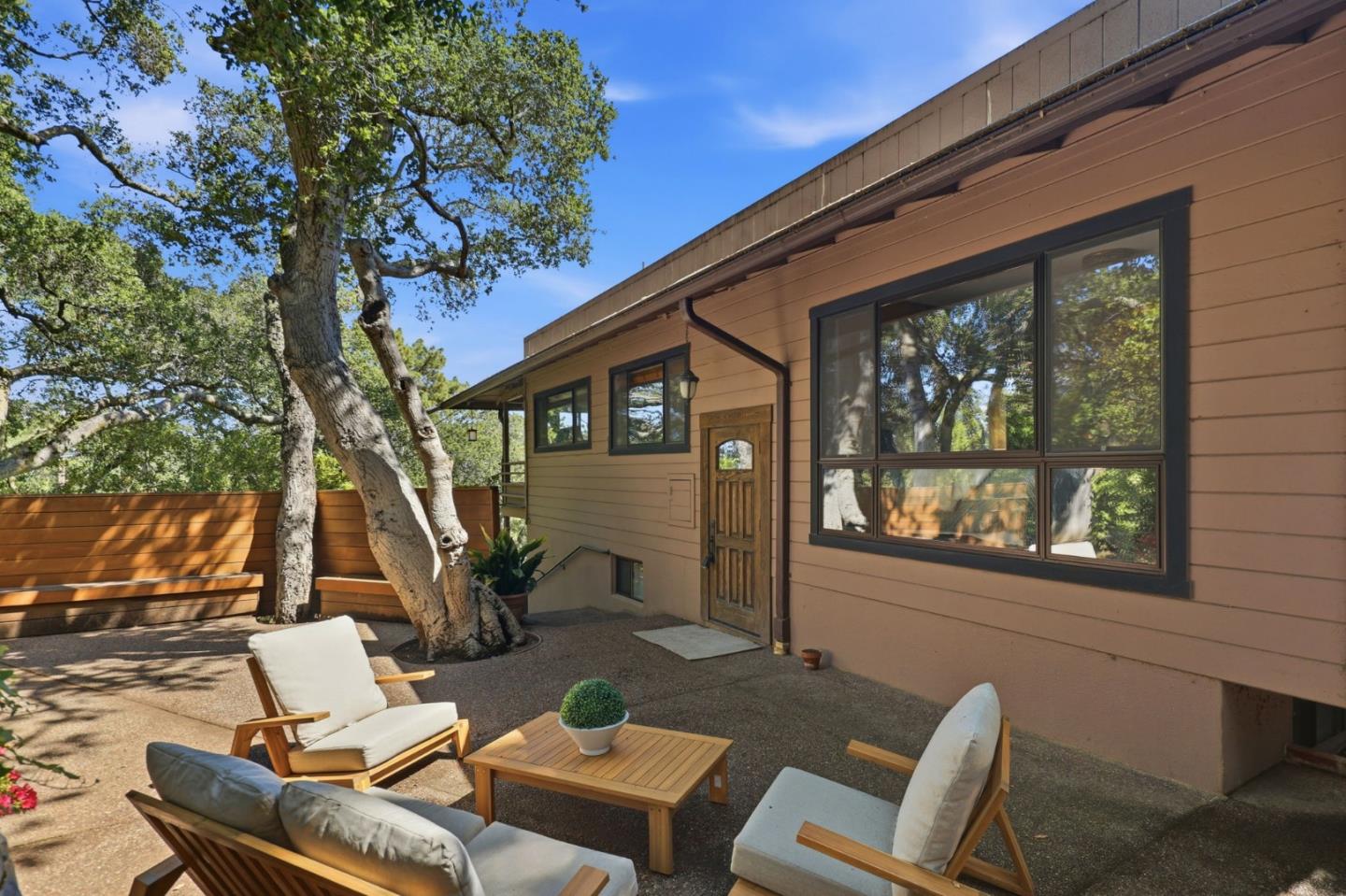 Detail Gallery Image 8 of 41 For 9 Russell Ave, Portola Valley,  CA 94028 - 2 Beds | 2 Baths