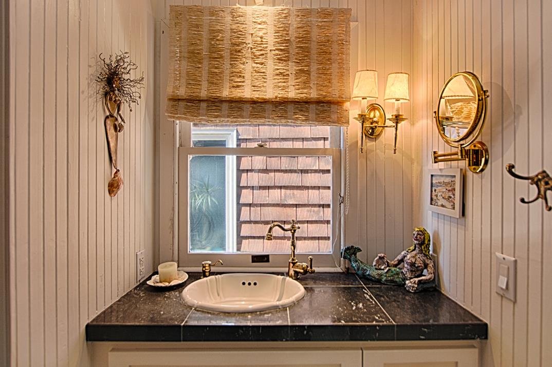 Detail Gallery Image 17 of 29 For Capitola Ave, Capitola,  CA 95010 - 3 Beds | 2 Baths