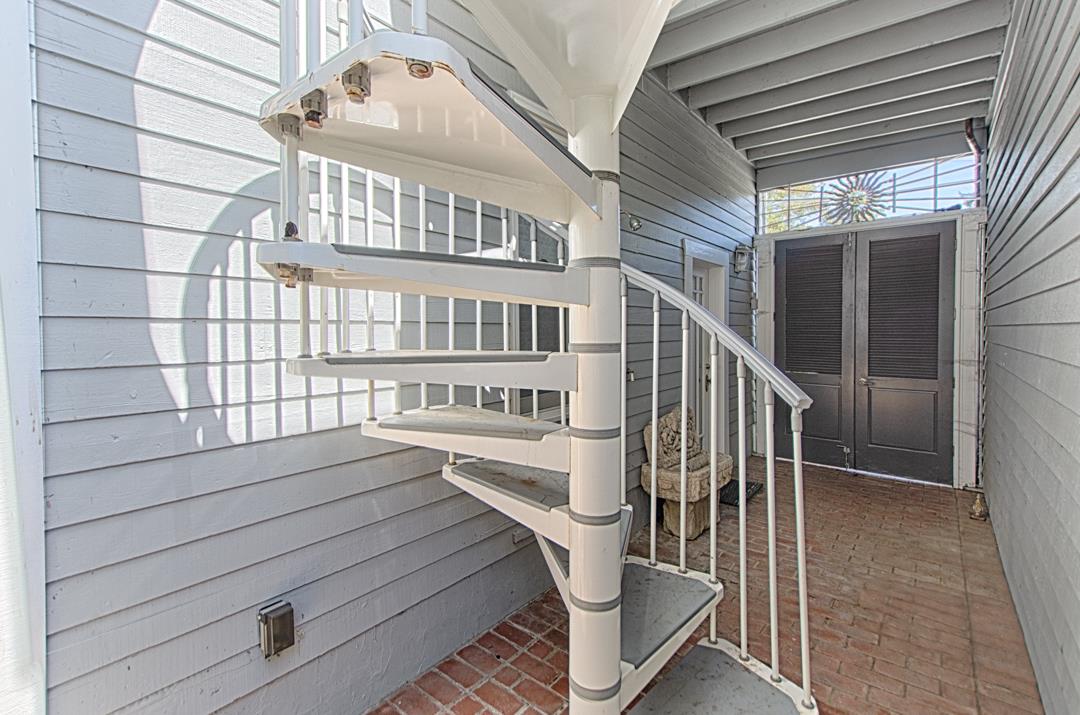 Detail Gallery Image 21 of 29 For Capitola Ave, Capitola,  CA 95010 - 3 Beds | 2 Baths