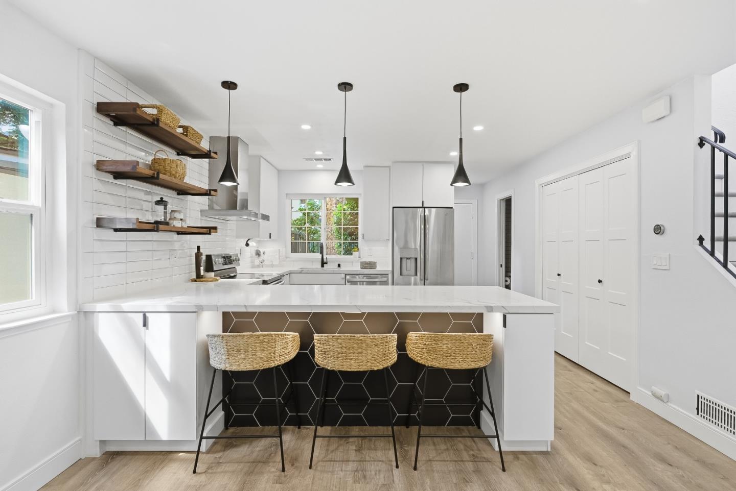 Detail Gallery Image 12 of 39 For 828 Rue Montagne, Campbell,  CA 95008 - 2 Beds | 2/1 Baths