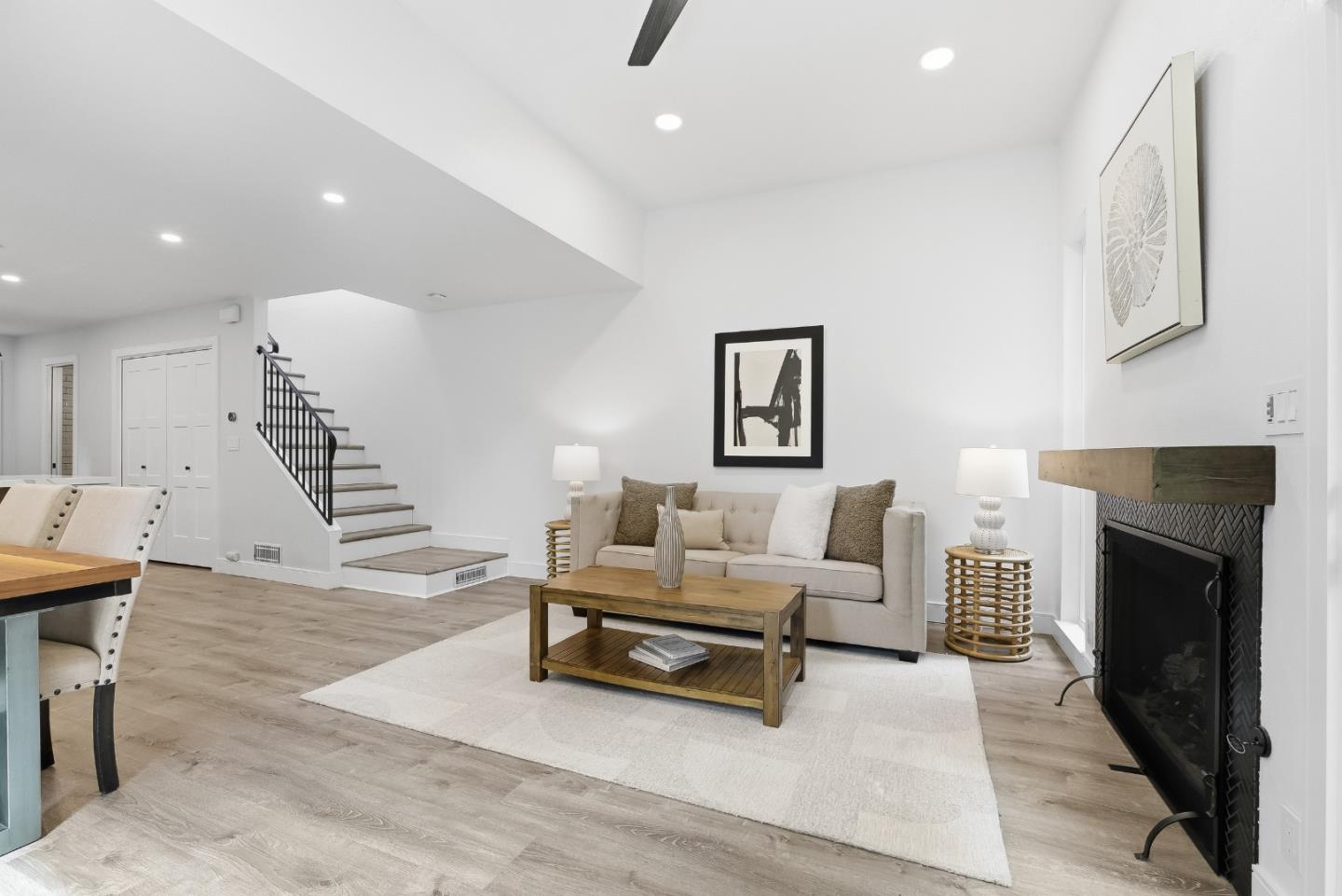 Detail Gallery Image 16 of 39 For 828 Rue Montagne, Campbell,  CA 95008 - 2 Beds | 2/1 Baths