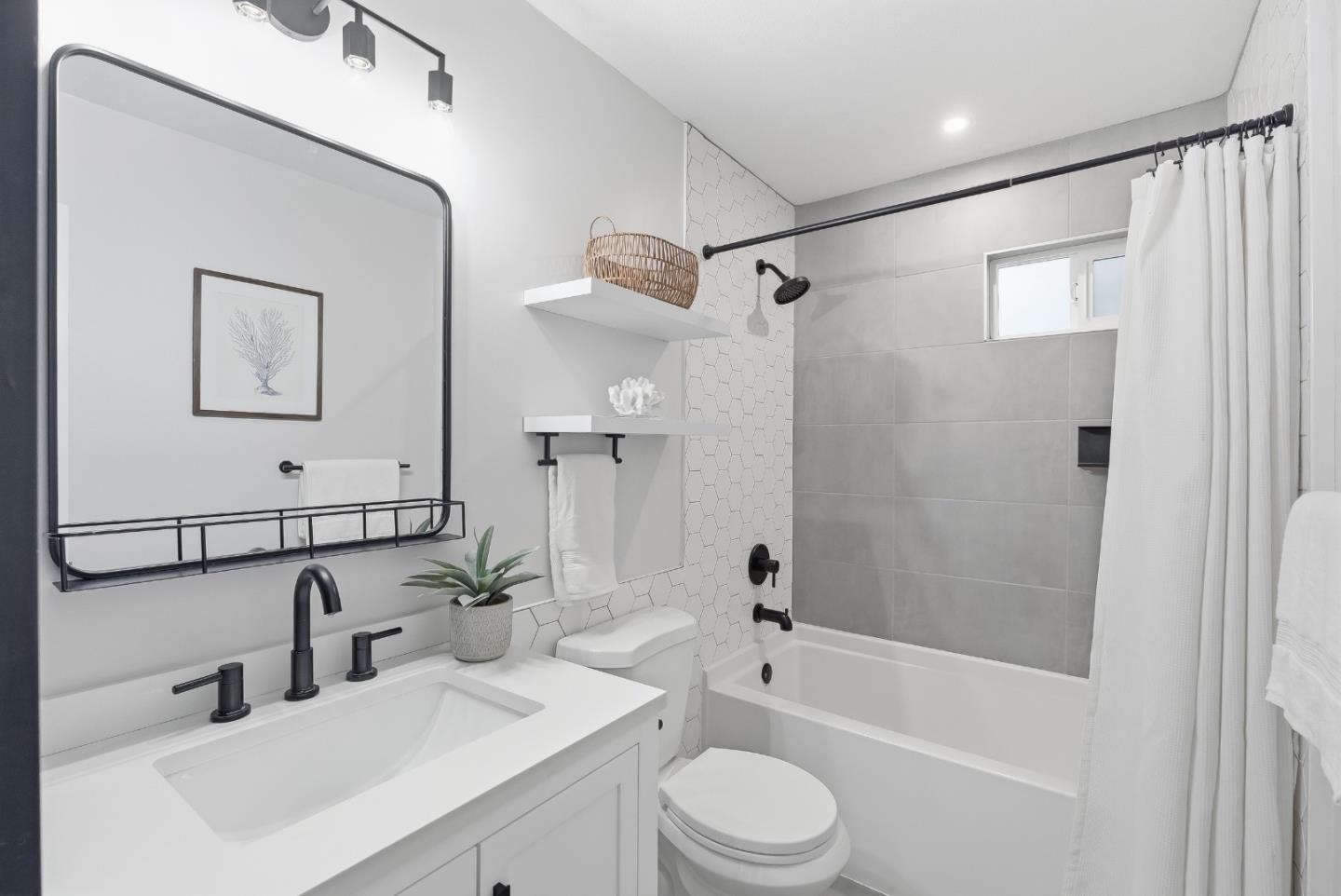 Detail Gallery Image 29 of 39 For 828 Rue Montagne, Campbell,  CA 95008 - 2 Beds | 2/1 Baths