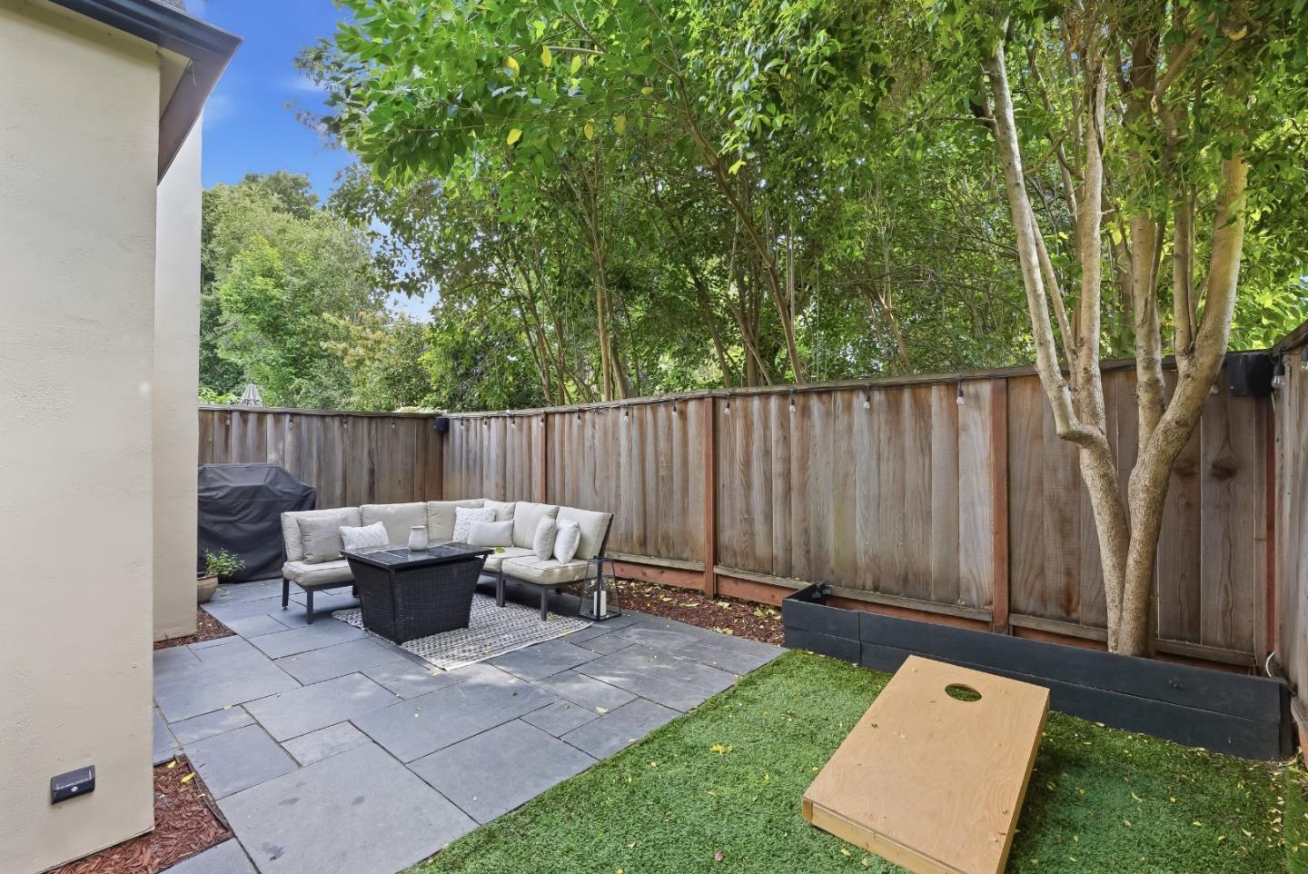 Detail Gallery Image 31 of 39 For 828 Rue Montagne, Campbell,  CA 95008 - 2 Beds | 2/1 Baths