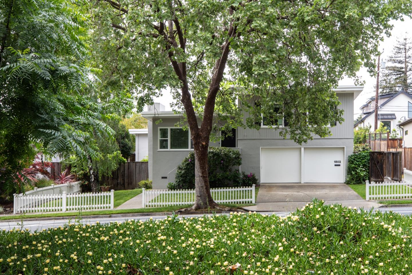 1802 Alameda De Las Pulgas, Redwood City, CA, 94061