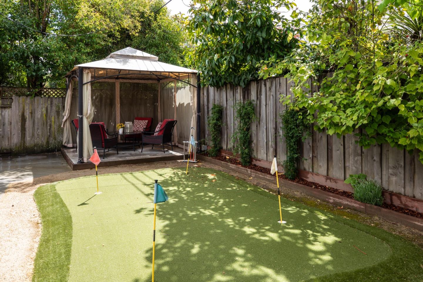 Detail Gallery Image 26 of 34 For 1802 Alameda De Las Pulgas, Redwood City,  CA 94061 - 4 Beds | 2 Baths