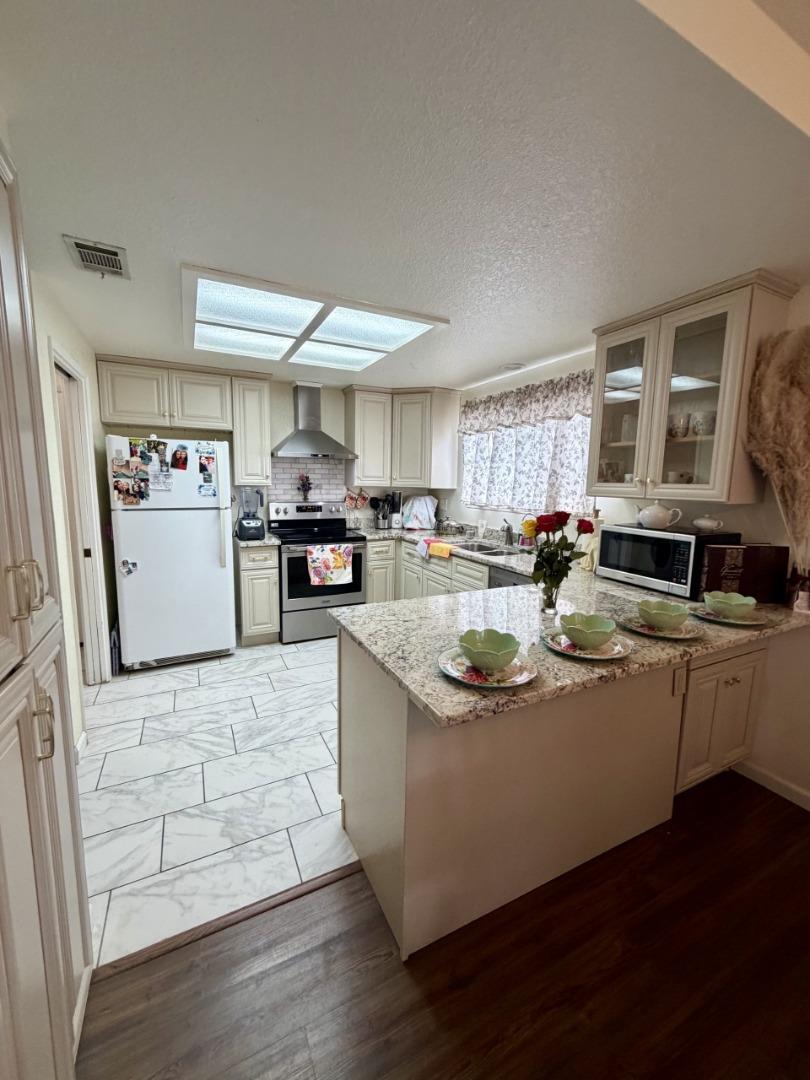 Detail Gallery Image 12 of 25 For 252 Finster St, Patterson,  CA 95363 - 3 Beds | 2 Baths