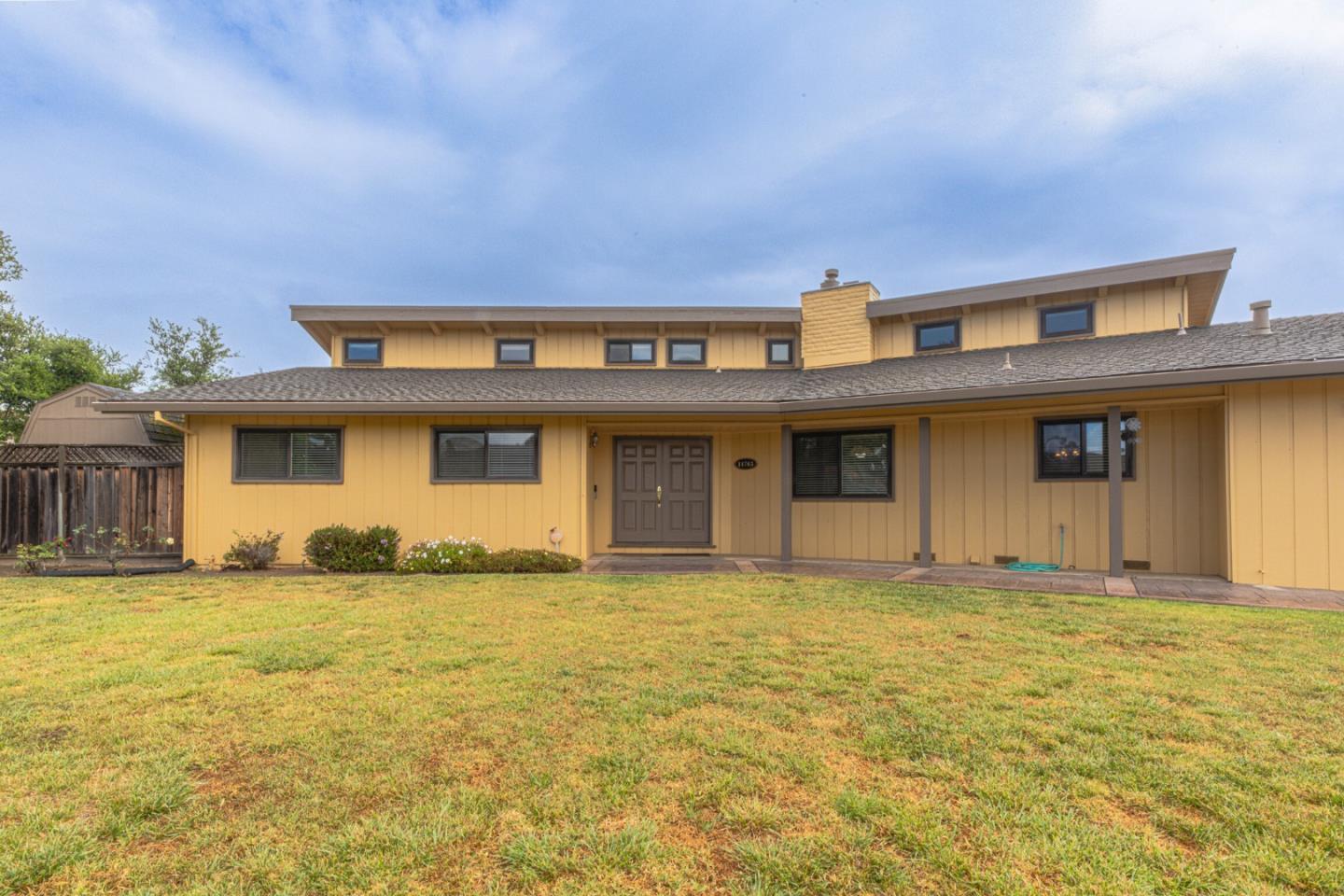 Detail Gallery Image 3 of 38 For 11763 Augusta Dr, Salinas,  CA 93906 - 3 Beds | 2 Baths