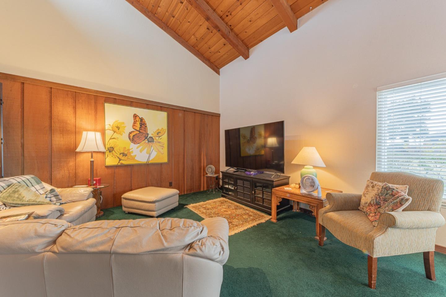 Detail Gallery Image 5 of 38 For 11763 Augusta Dr, Salinas,  CA 93906 - 3 Beds | 2 Baths