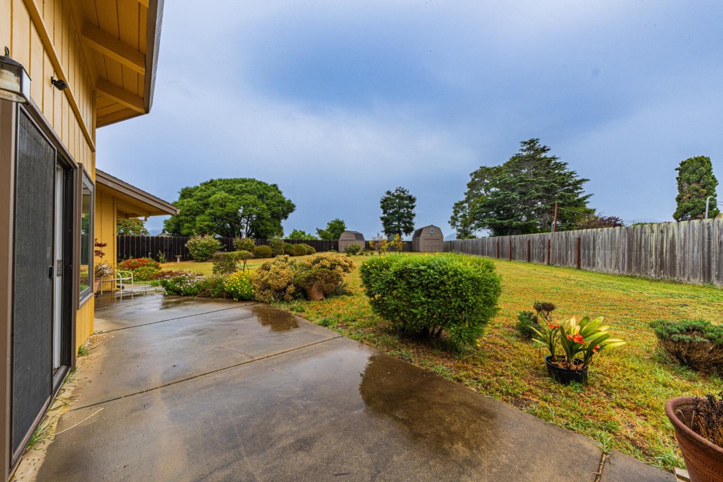 Detail Gallery Image 8 of 38 For 11763 Augusta Dr, Salinas,  CA 93906 - 3 Beds | 2 Baths