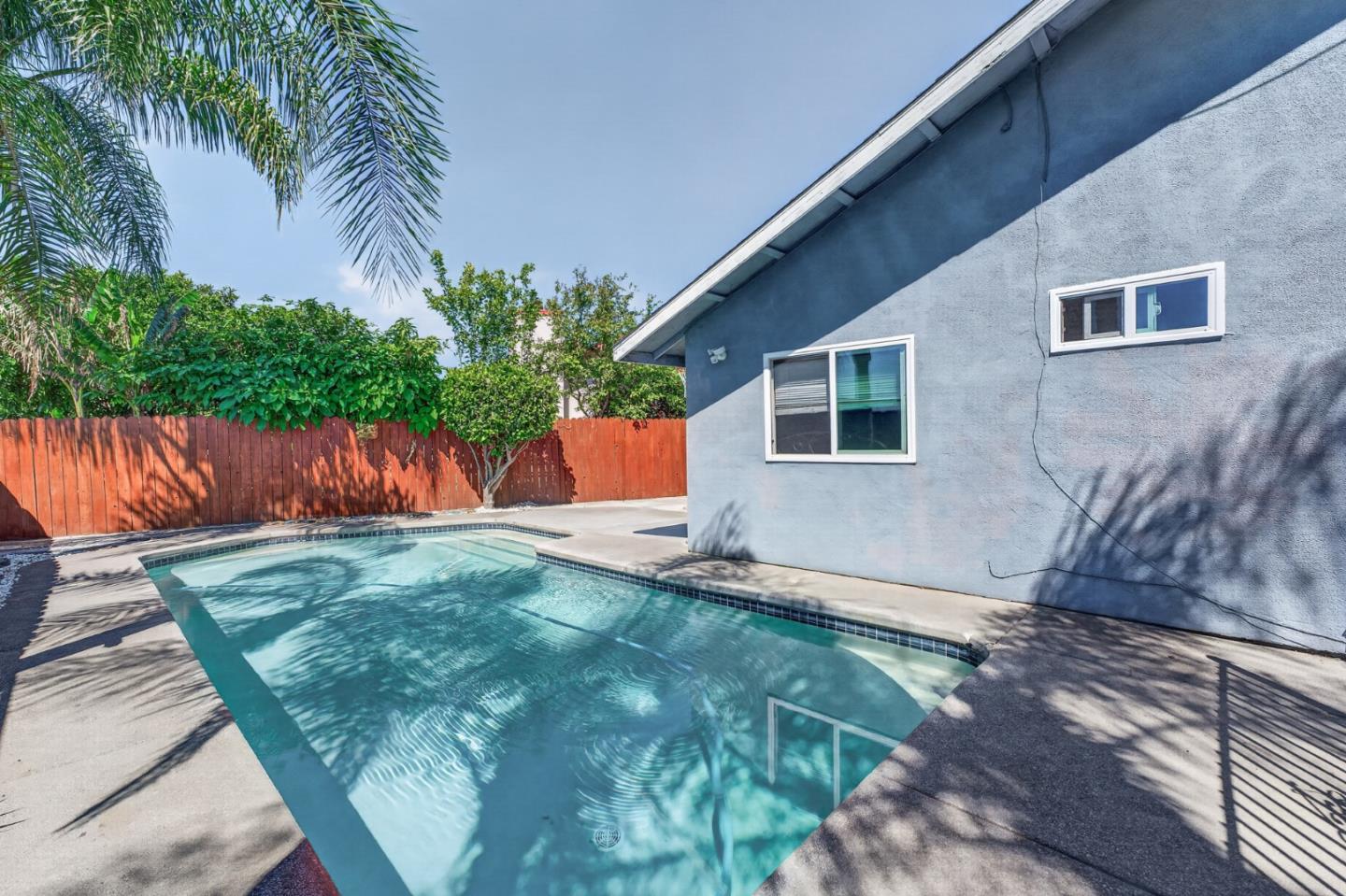 Detail Gallery Image 19 of 21 For 2250 Solitude Ln, Turlock,  CA 95380 - 3 Beds | 2 Baths