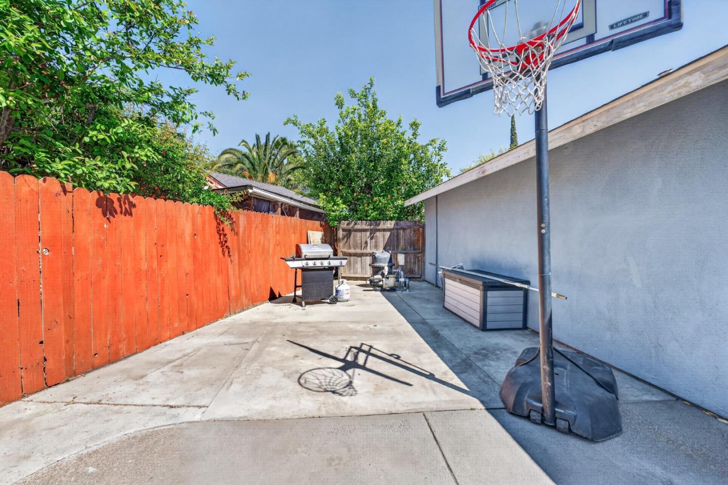 Detail Gallery Image 20 of 21 For 2250 Solitude Ln, Turlock,  CA 95380 - 3 Beds | 2 Baths