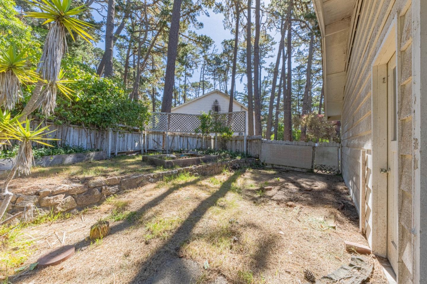 Detail Gallery Image 33 of 33 For 4083 Sunridge Rd, Pebble Beach,  CA 93953 - 4 Beds | 2/1 Baths