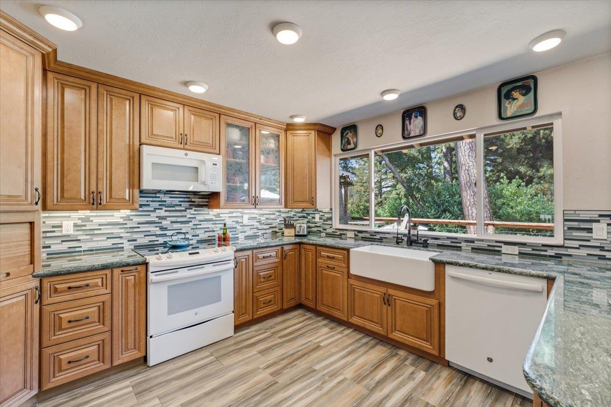 Detail Gallery Image 18 of 52 For 8633 Glen Arbor Rd, Ben Lomond,  CA 95005 - 3 Beds | 2/1 Baths