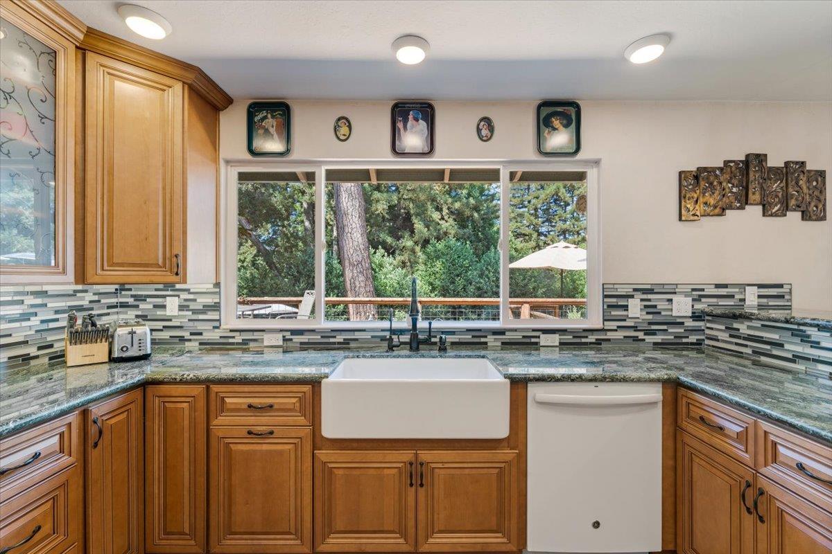 Detail Gallery Image 19 of 52 For 8633 Glen Arbor Rd, Ben Lomond,  CA 95005 - 3 Beds | 2/1 Baths