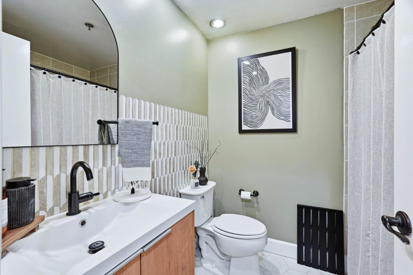 Detail Gallery Image 19 of 32 For 411 Park Ave #106,  San Jose,  CA 95110 - 2 Beds | 2 Baths