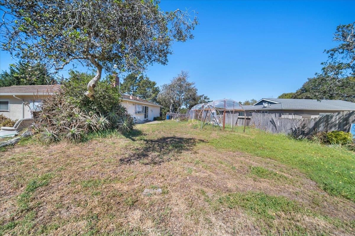 Detail Gallery Image 26 of 28 For 15400 Oak Hills Dr, Salinas,  CA 93907 - 3 Beds | 2 Baths