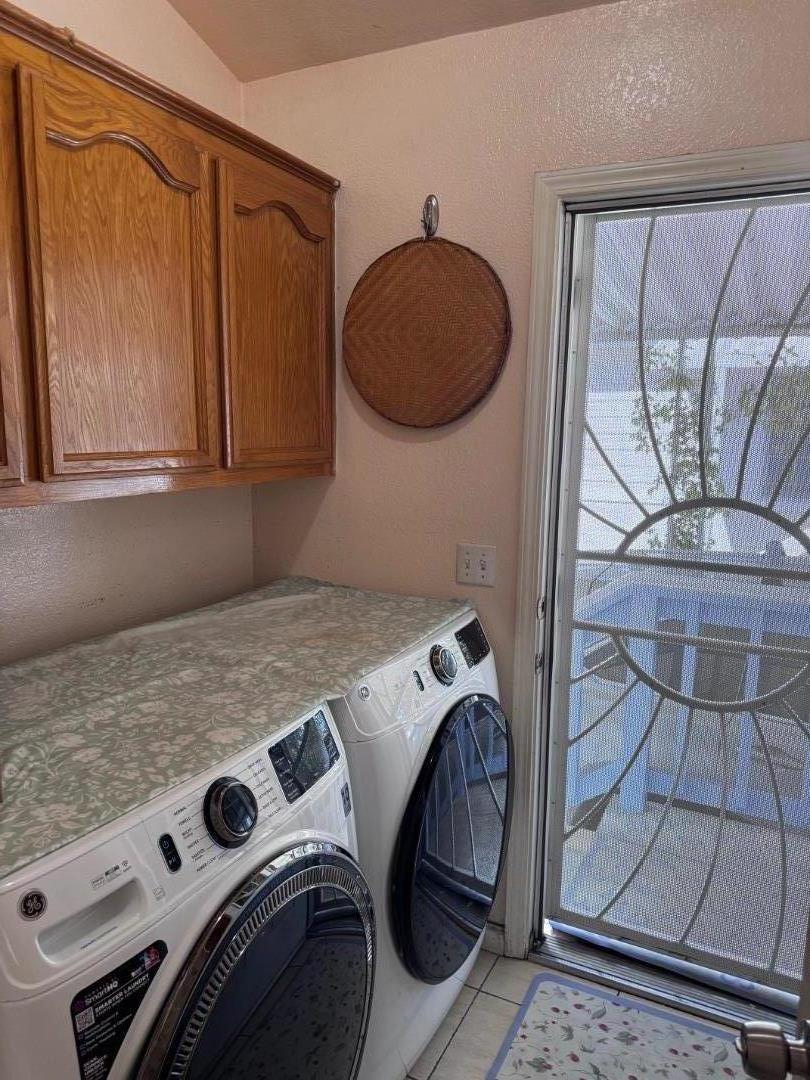 Detail Gallery Image 7 of 10 For 28845 La Corona #431,  Hayward,  CA 94544 - 3 Beds | 2 Baths