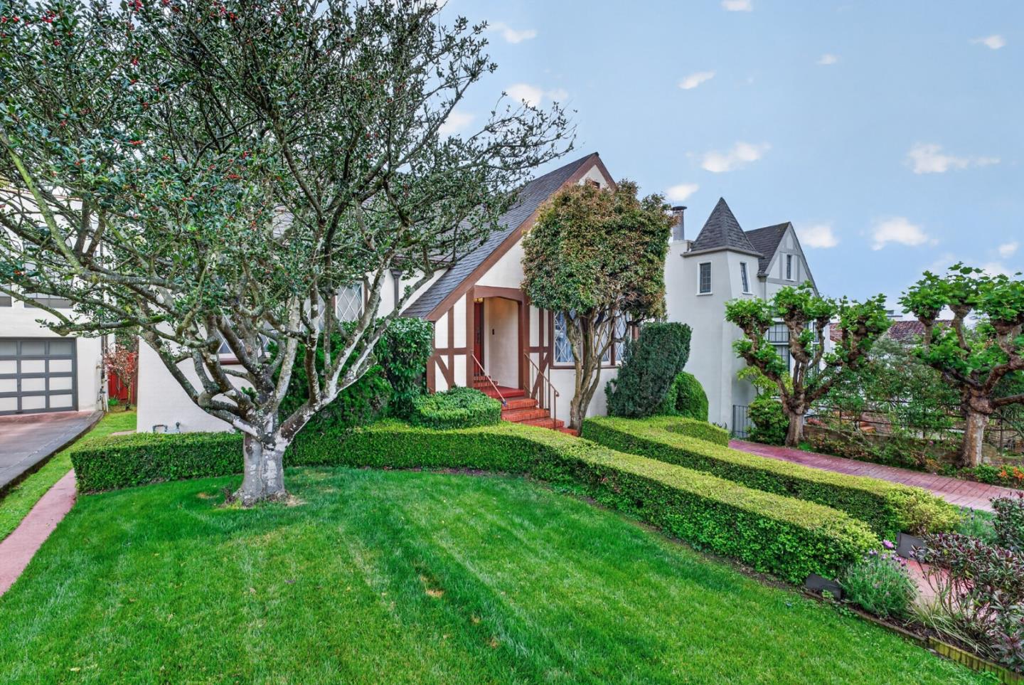 Detail Gallery Image 3 of 49 For 335 Yerba Buena Ave, San Francisco,  CA 94127 - 3 Beds | 1/1 Baths