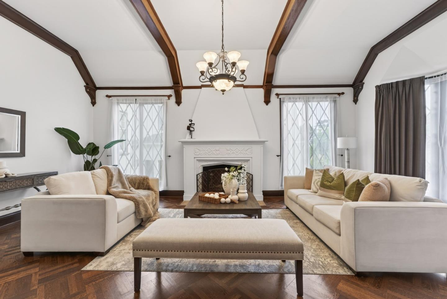 Detail Gallery Image 6 of 49 For 335 Yerba Buena Ave, San Francisco,  CA 94127 - 3 Beds | 1/1 Baths