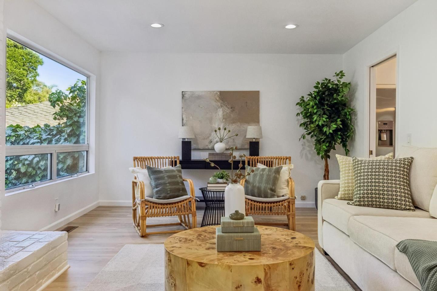 Detail Gallery Image 18 of 85 For 248 Highland Ave, San Carlos,  CA 94070 - 3 Beds | 3 Baths