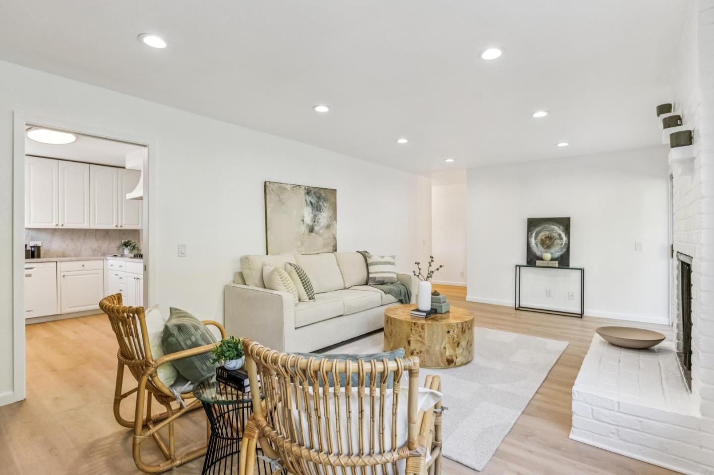 Detail Gallery Image 20 of 85 For 248 Highland Ave, San Carlos,  CA 94070 - 3 Beds | 3 Baths