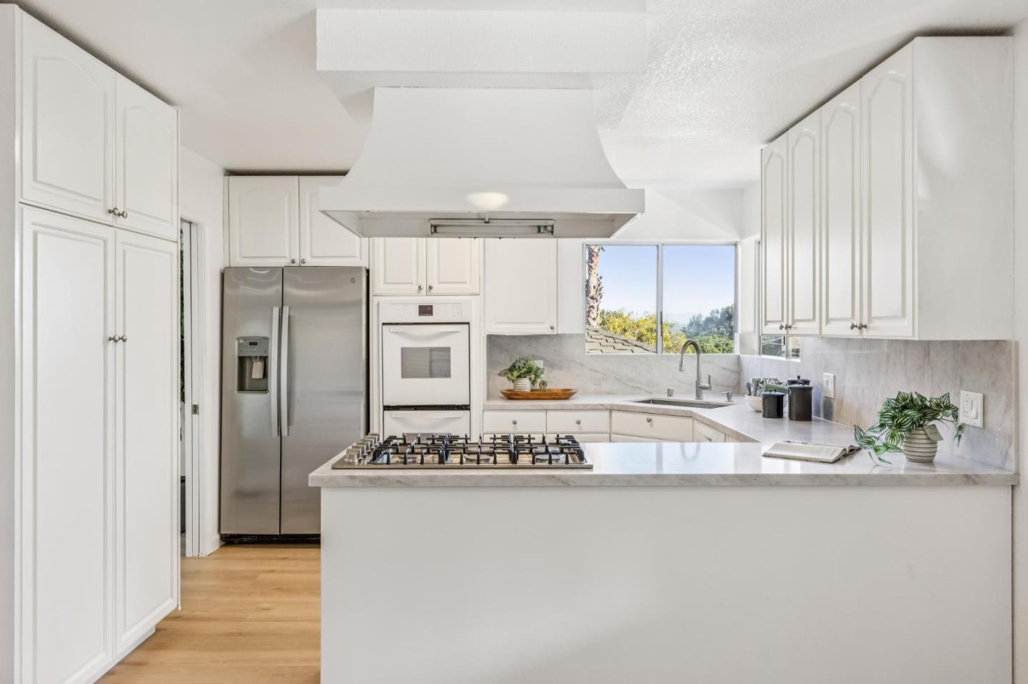 Detail Gallery Image 23 of 85 For 248 Highland Ave, San Carlos,  CA 94070 - 3 Beds | 3 Baths