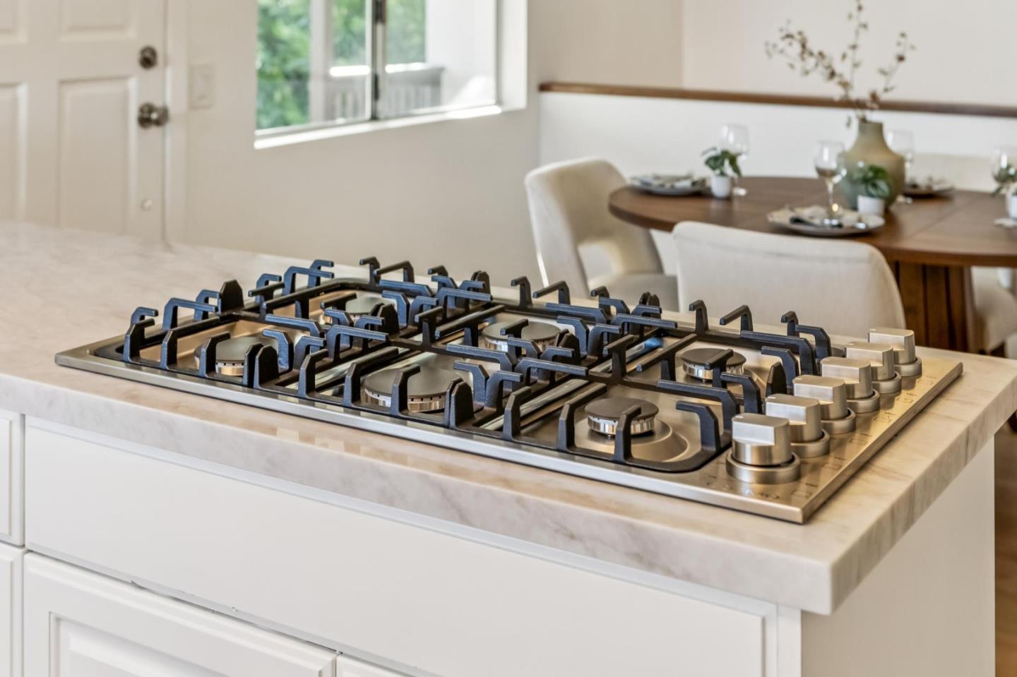 Detail Gallery Image 29 of 85 For 248 Highland Ave, San Carlos,  CA 94070 - 3 Beds | 3 Baths