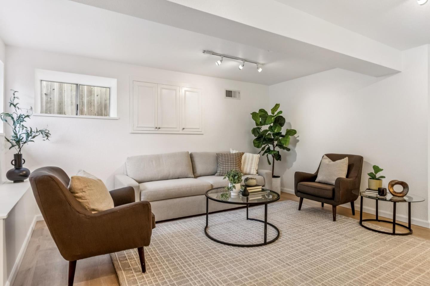 Detail Gallery Image 52 of 85 For 248 Highland Ave, San Carlos,  CA 94070 - 3 Beds | 3 Baths